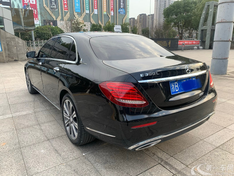 奔驰e级e300l2016款20t自动汽油豪华型国Ⅴ