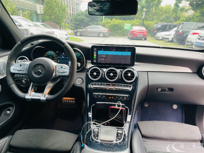 奔驰2019款,奔驰新款车型2019 奔驰c63进口2019款40t自动s