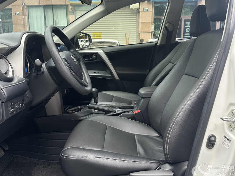 丰田RAV4 2019款 2.0L 自动 前驱 都市版 (国Ⅵ) 