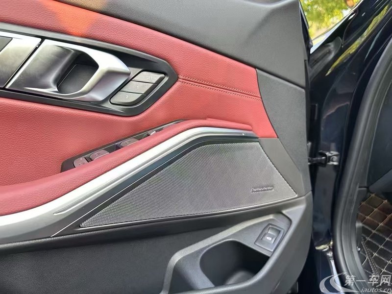 宝马3系 330Li 2025款 2.0T 自动 汽油 尊享型M运动曜夜套装 (国Ⅵ) 