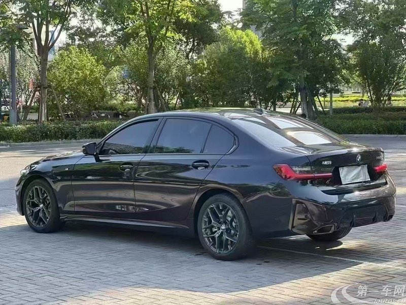 宝马3系 330Li 2025款 2.0T 自动 汽油 尊享型M运动曜夜套装 (国Ⅵ) 