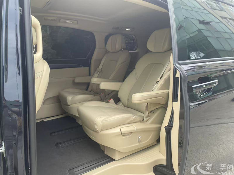 别克GL8 2023款 2.0T 自动 7座 653T尊享型 (国Ⅵ) 