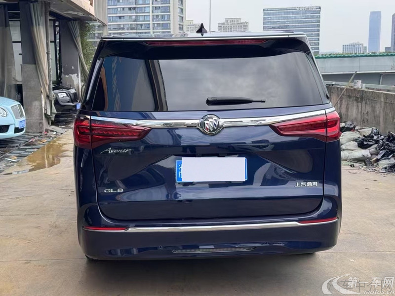 别克GL8 2025款 2.0T 自动 7座 尊享和悦艾维亚版 (国Ⅵ) 