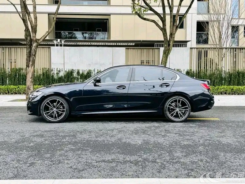 宝马3系 325i 2020款 2.0T 自动 汽油 改款M运动套装 (国Ⅵ) 