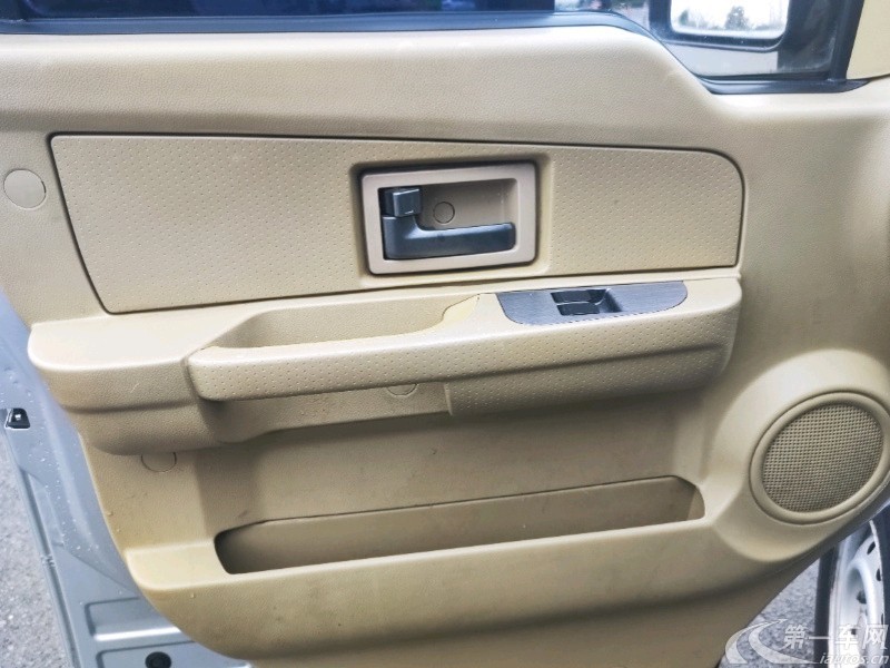 东风小康小康C37 2012款 1.4L 手动 9座 豪华型 (国Ⅳ) 