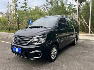 东风风行菱智 1.6L 豪华型 