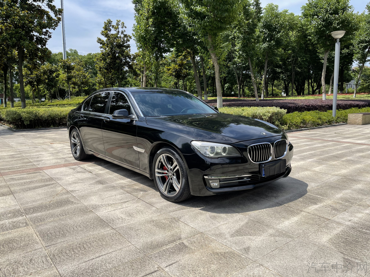 宝马7系 730Li [进口] 2013款 3.0L 自动 汽油 领先型价格0万 