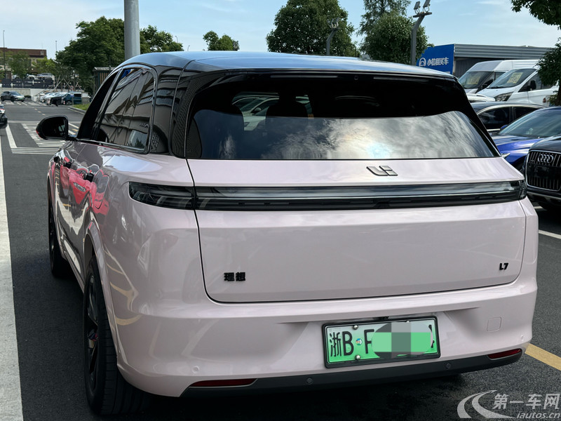 理想L7 2023款 1.5T 自动 Pro (国Ⅵ) 