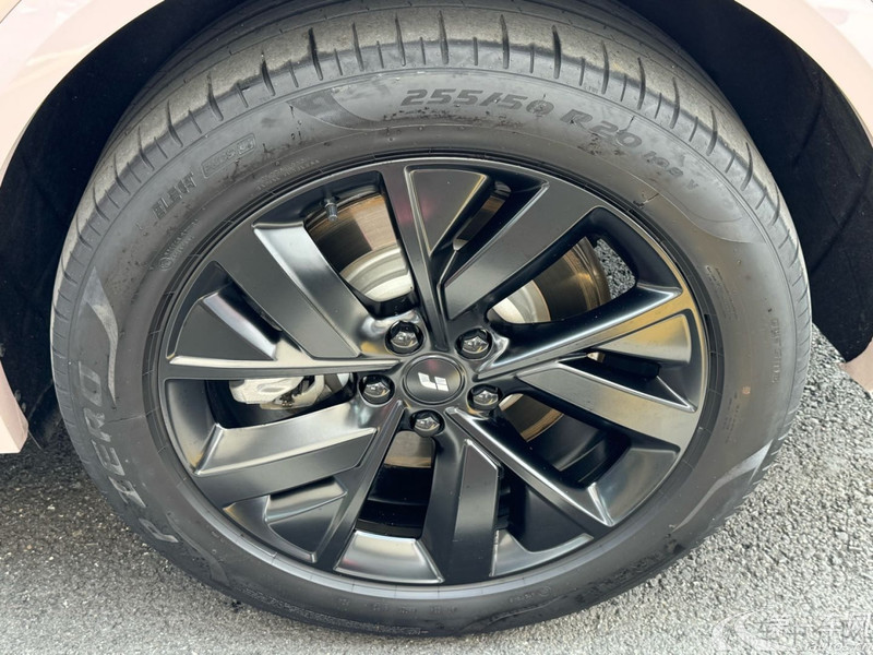 理想L7 2023款 1.5T 自动 Pro (国Ⅵ) 