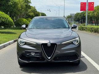 阿尔法罗密欧Stelvio 2.0T 