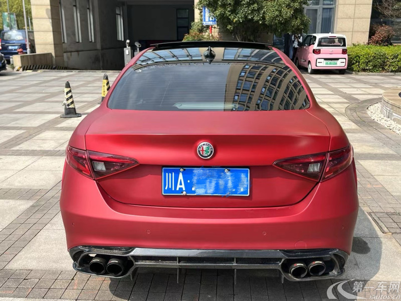 阿尔法罗密欧Giulia [进口] 2017款 2.0T 自动 精英版 