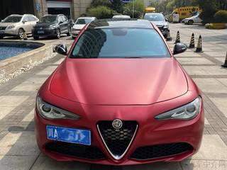 阿尔法罗密欧Giulia 2.0T 自动 精英版 