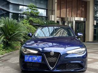 阿尔法罗密欧Giulia 2.0T 自动 精英版 