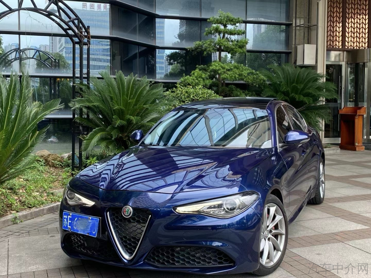 阿尔法罗密欧Stelvio [进口] 2018款 2.9T 自动 510HP四叶草版价格0万 