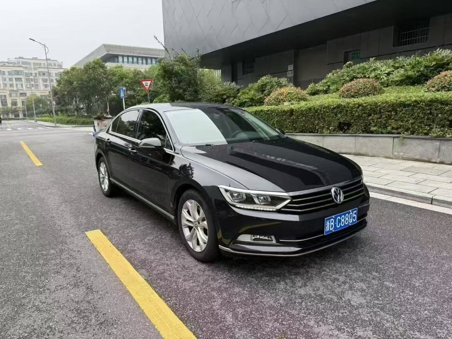 大众迈腾 2018款 2.0T 自动 汽油 380TSI尊贵型 价格0万 