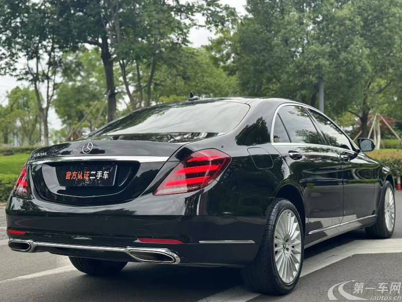 奔驰S级 S320L 2019款 2.0T 自动 后驱 