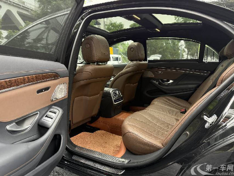 奔驰S级 S320L 2019款 2.0T 自动 后驱 