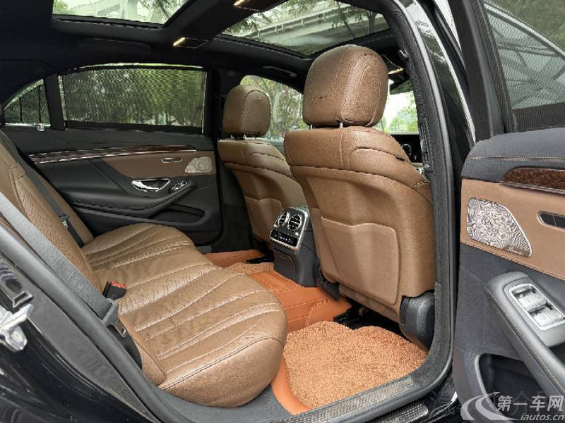 奔驰S级 S320L 2019款 2.0T 自动 后驱 