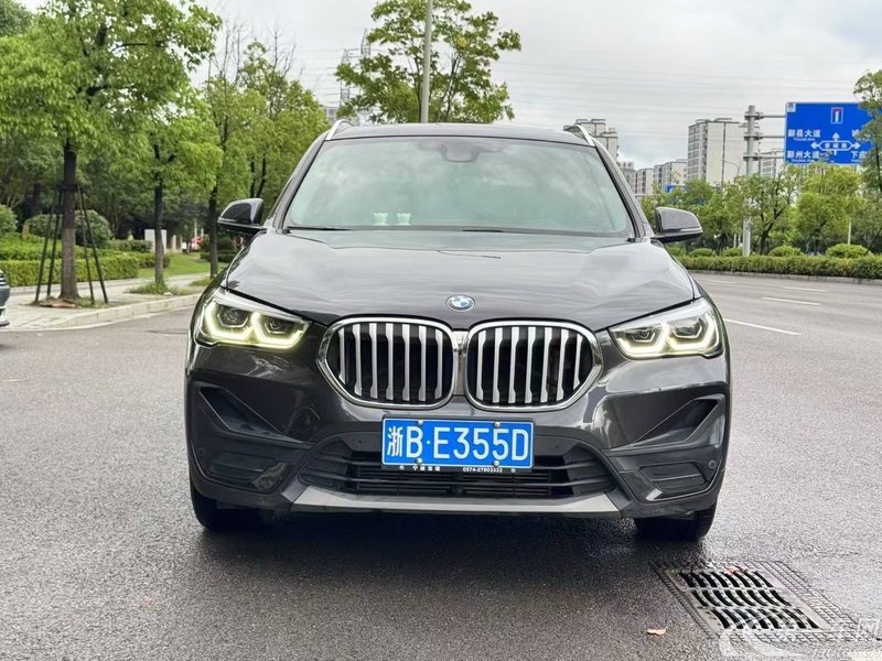 宝马X1 xDrive25Li 2023款 2.0T 自动 四驱 汽油 X设计套装 (国Ⅵ) 