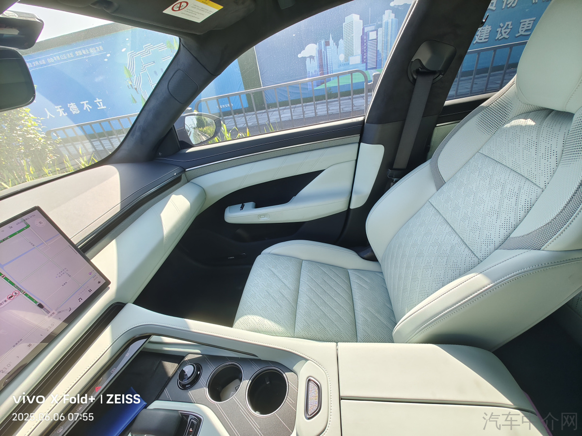 极氪ZEEKR 001 2024款 0.0T 自动 WE版100kWh价格0万 