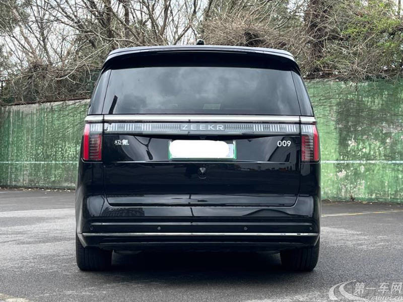 极氪ZEEKR 009 2024款 0.0T 自动 行政版108kWh 