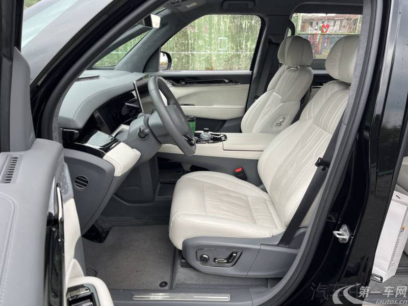 极氪ZEEKR 009 2024款 0.0T 自动 行政版108kWh 
