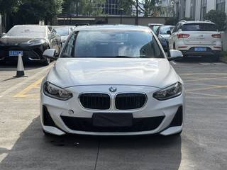 宝马1系 118i 1.5T 自动 M运动套装 