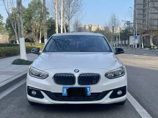宝马1系 1.5T 