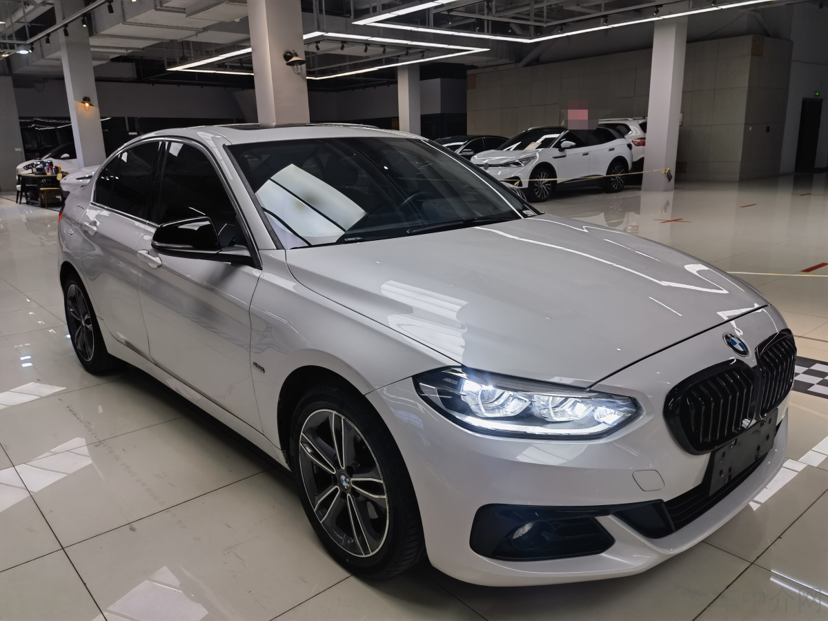 宝马1系 118i 2017款 1.5T 自动 设计套装型 价格0万 