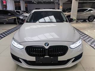 宝马1系 1.5T 
