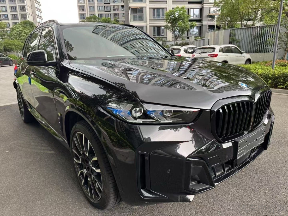 宝马X5 [进口] 2024款 3.0T 自动 四驱 汽油 XLine加规版平行进口价格0万 