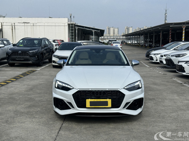 奥迪A5掀背 40TFSI [进口] 2021款 2.0T 自动 汽油 时尚动感型 