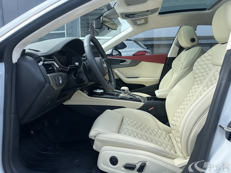 奥迪A5掀背 40TFSI [进口] 2021款 2.0T 自动 汽油 时尚动感型 