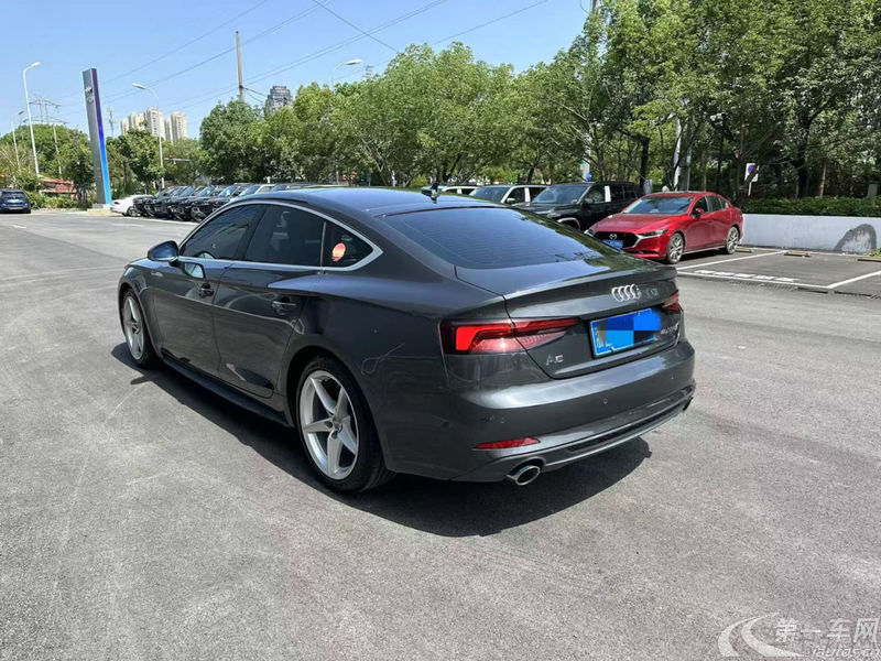 奥迪A5掀背 40TFSI [进口] 2019款 2.0T 自动 汽油 时尚型 