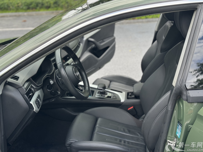奥迪A5掀背 40TFSI [进口] 2021款 2.0T 自动 汽油 豪华动感型 