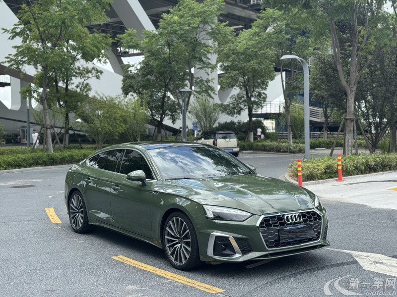 奥迪A5掀背 40TFSI [进口] 2021款 2.0T 自动 汽油 豪华动感型 
