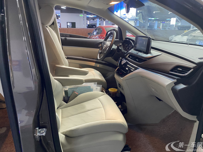 别克GL8 2023款 2.0T 自动 7座 652T舒适型 (国Ⅵ) 