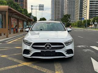 奔驰A级 1.3T 