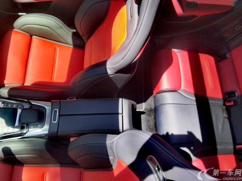 奔驰A35 [进口] 2020款 2.0T 自动 改款 