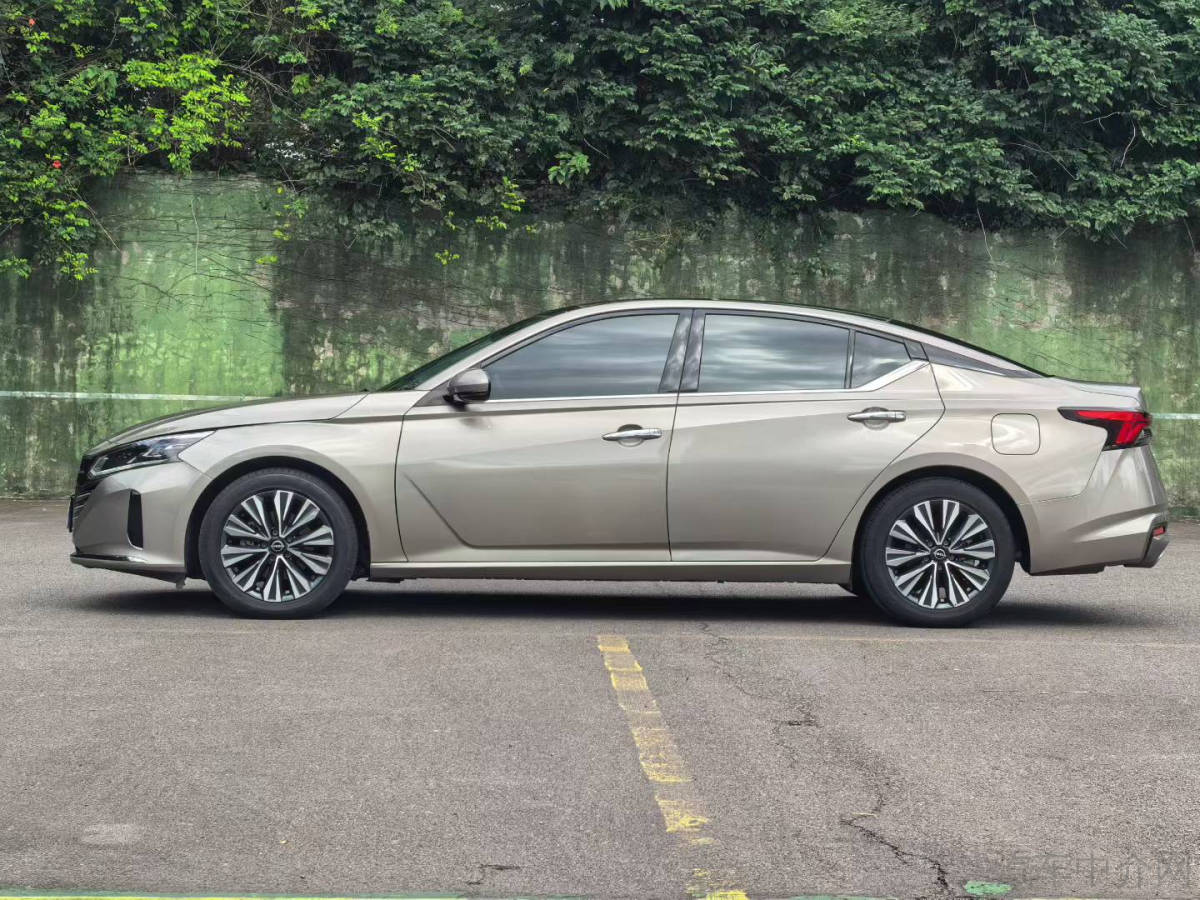 日产天籁 2022款 2.0L 自动 XL二手车 二手Upr优享版 价格0万 