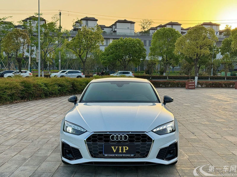 【上海二手奥迪A5掀背】奥迪A5掀背 40TFSI [进口] 2024款 2.0T 自动 汽油 豪华动感型