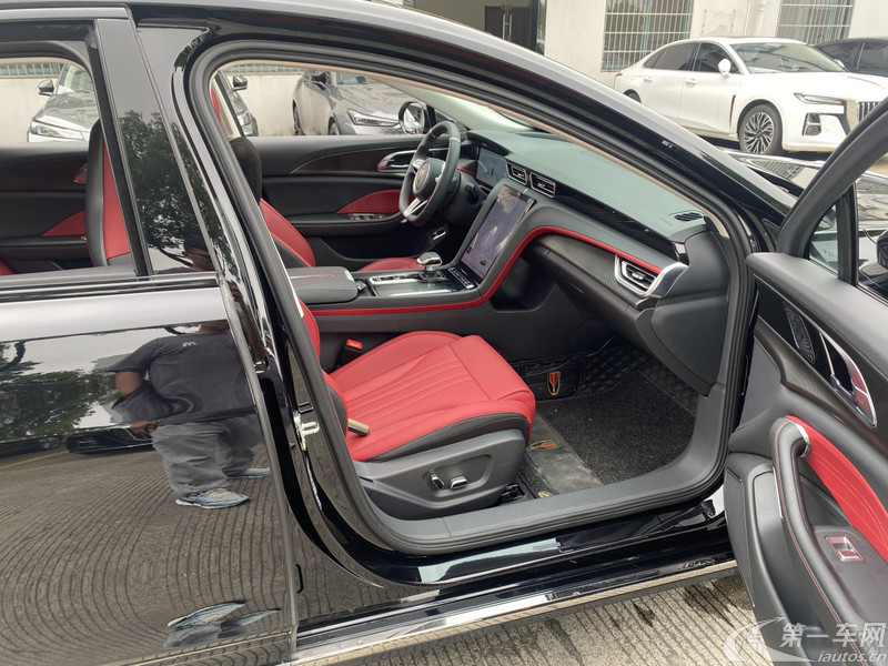 红旗H6 2024款 2.0T 自动 致逸版 (国Ⅵ) 