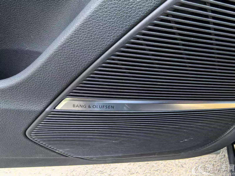 奥迪Q7 55TFSI [进口] 2023款 3.0T 自动 quattro-S-line运动型 