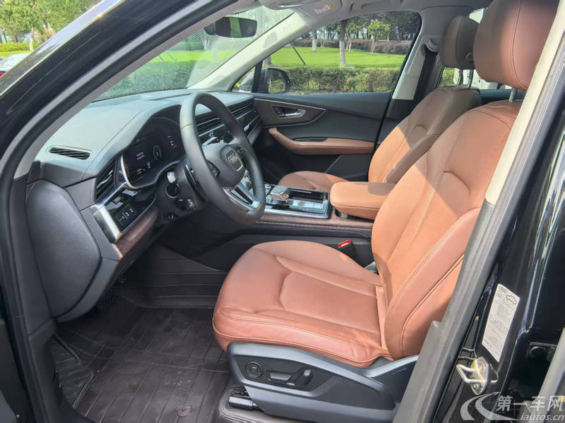 奥迪Q7 55TFSI [进口] 2023款 3.0T 自动 quattro-S-line运动型 
