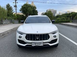 玛莎拉蒂Levante 3.0T 