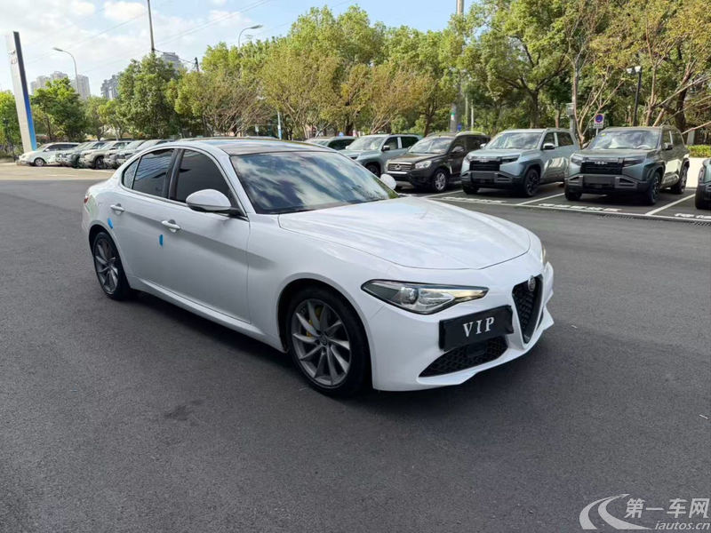 阿尔法罗密欧Giulia [进口] 2020款 2.0T 自动 豪华版 
