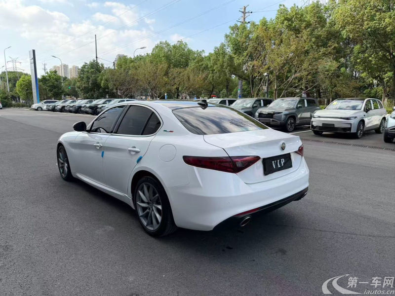 阿尔法罗密欧Giulia [进口] 2020款 2.0T 自动 豪华版 