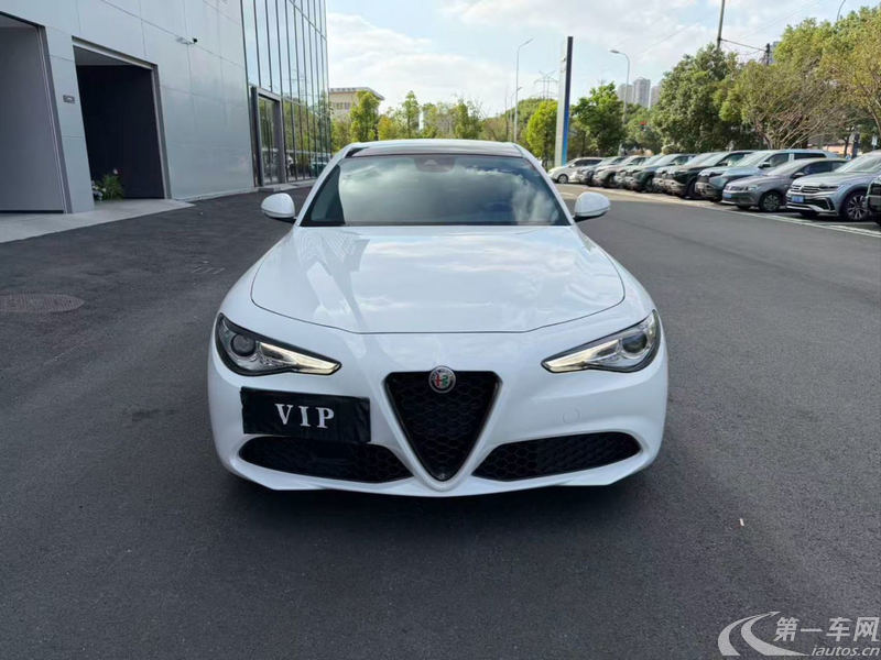 阿尔法罗密欧Giulia [进口] 2020款 2.0T 自动 豪华版 