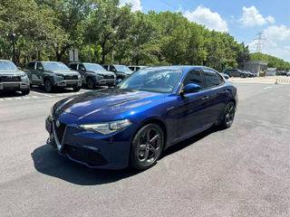 阿尔法罗密欧Giulia 2.0T 