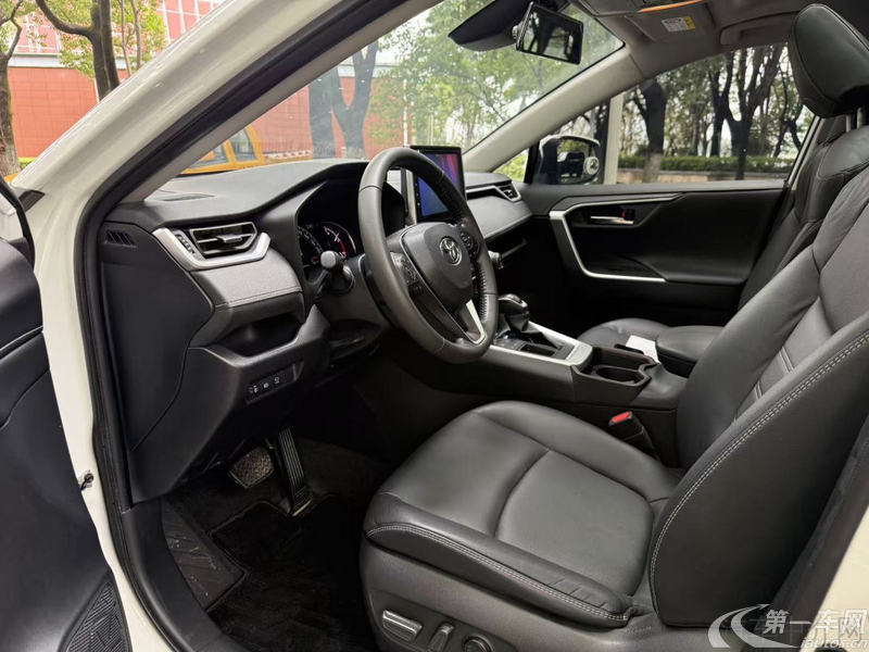 丰田RAV4 2020款 2.5L 自动 四驱 精英PLUS版 (国Ⅵ) 